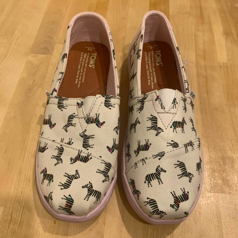 Toms White Canvas Zebra Print Youth Slip-ons - NEW (NWOT)